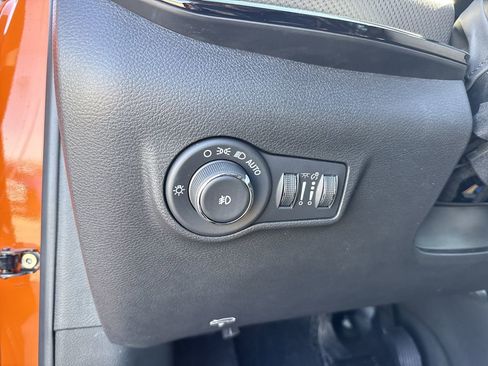 New 2026 Jeep Compass Trailhawk w/ Sun, Sound & Navigation Group image 36