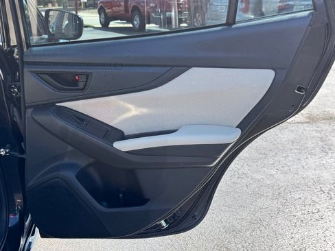 Used 2017 Subaru Impreza 2.0i Premium AWD/4WD image 17