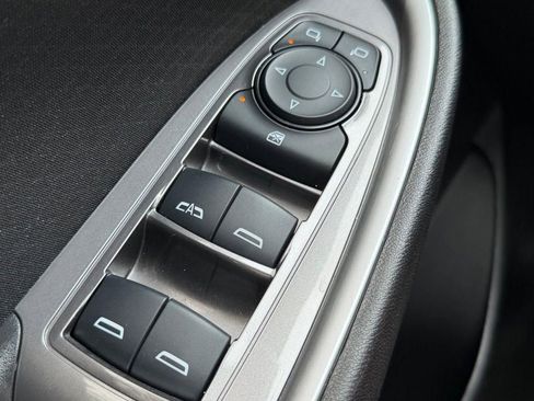 Used 2025 Chevrolet Malibu LT FWD image 18