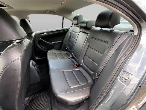 Used 2017 Volkswagen Jetta SEL FWD image 20