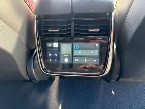 Used 2024 Rivian R1S Adventure AWD/4WD image 15