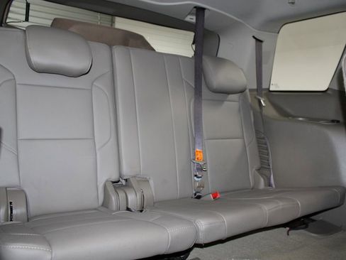 Used 2017 GMC Yukon SLT w/ Open Road Package image 31