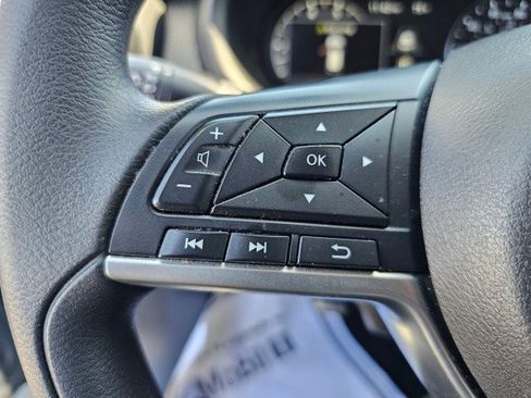 Used 2022 Nissan Kicks SV image 31