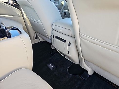 Used 2024 INFINITI QX80 Sensory w/ Cargo Package image 32