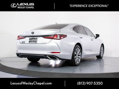 Used 2020 Lexus ES 350 w/ Premium Package FWD image 6