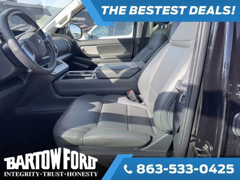 Used 2025 Ford Expedition Max Active image 10