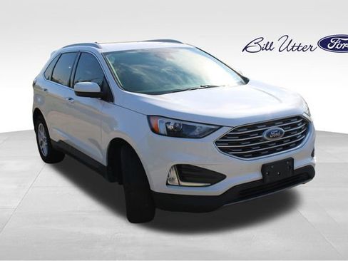 Certified 2022 Ford Edge SEL w/ Convenience Package image 3