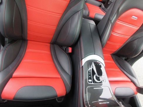 Used 2019 Mercedes-Benz GLC 63 AMG 4MATIC image 30