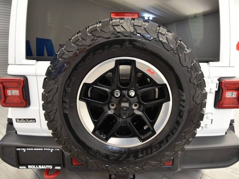 Used 2018 Jeep Wrangler Unlimited Rubicon AWD/4WD image 34