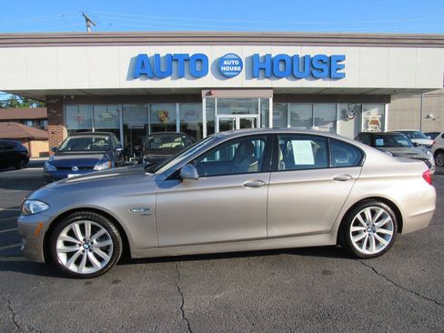 Used 2011 BMW 535i xDrive Sedan AWD/4WD image 3