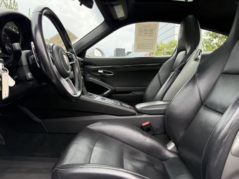 Used 2019 Porsche 911 Carrera image 13