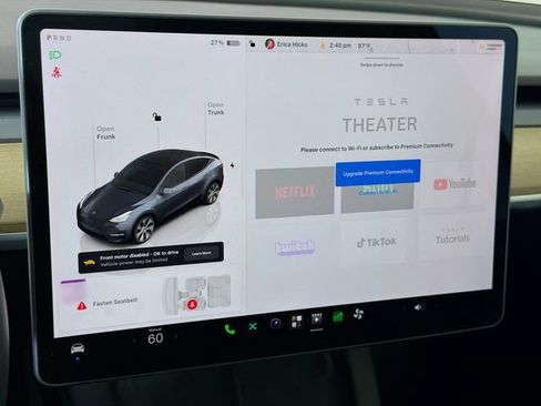 Used 2023 Tesla Model Y AWD image 33