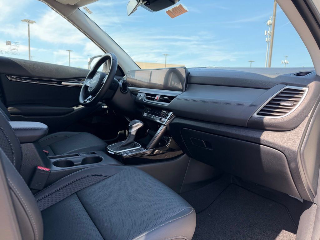 New 2026 Kia Seltos SX AWD/4WD image 32