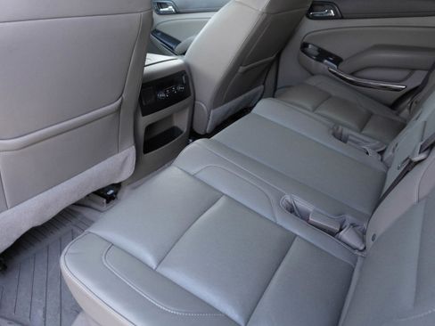 Used 2019 GMC Yukon SLT w/ Graphite Edition image 29