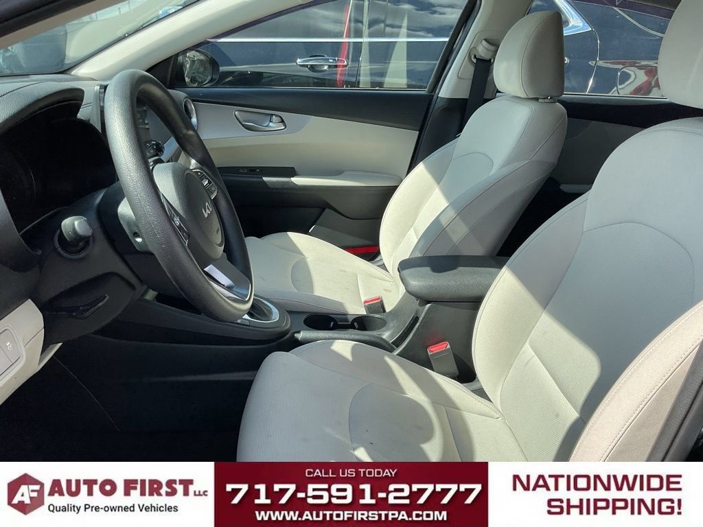 Used 2022 Kia Forte LXS FWD image 8