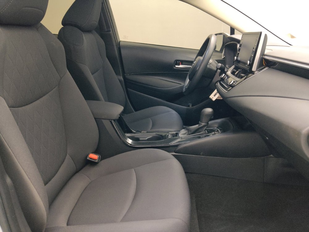 Used 2021 Toyota Corolla LE FWD image 21