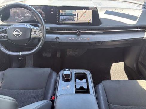 Used 2023 Nissan Ariya AWD image 7