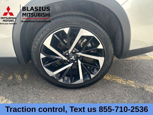 Used 2024 Mitsubishi Outlander SE AWD/4WD image 20