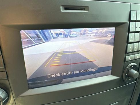 Used 2020 Mercedes-Benz Metris image 16