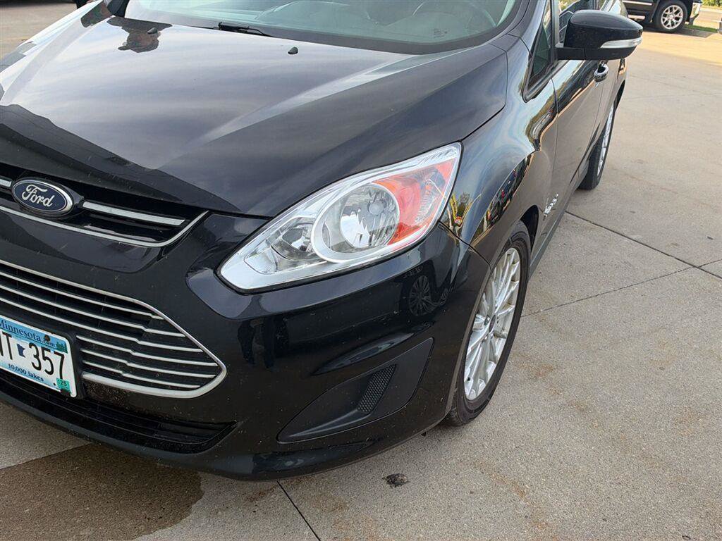 Used 2016 Ford C-MAX SE w/ Equipment Group 202A FWD image 5
