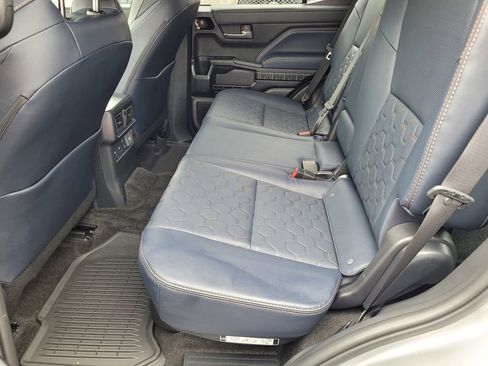 New 2025 Toyota 4Runner 4WD image 6