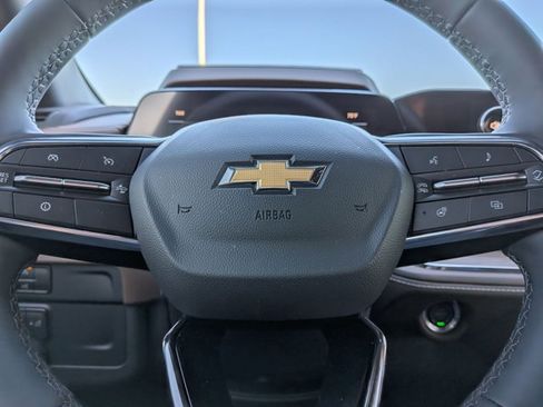 New 2025 Chevrolet Suburban High Country image 12