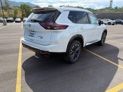 New 2026 Nissan Rogue Platinum w/ Platinum Premium Package AWD/4WD image 3