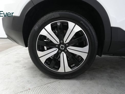 Used 2023 Volvo XC40 Recharge Plus AWD/4WD image 22