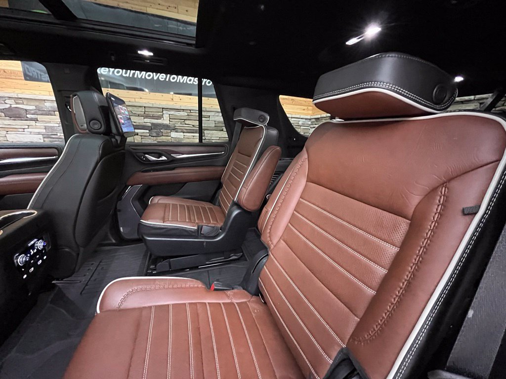 Used 2023 GMC Yukon Denali Ultimate AWD/4WD image 51