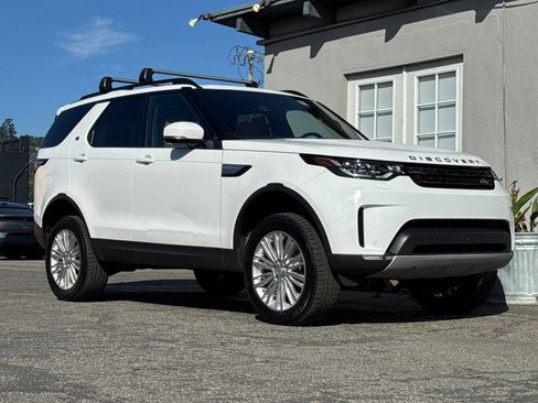 Used 2017 Land Rover Discovery HSE AWD/4WD image 9