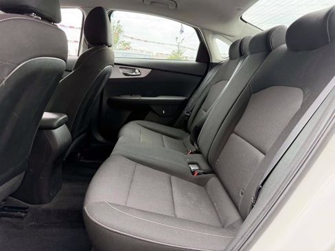Used 2023 Kia Forte LXS FWD image 11