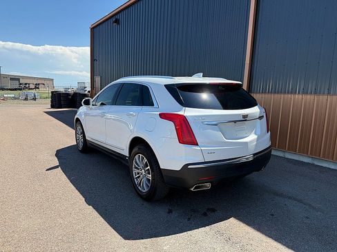 Used 2017 Cadillac XT5 Luxury w/ Driver Awareness Package AWD/4WD image 7