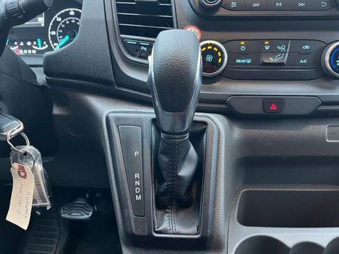 Used 2021 Ford Transit 350 XLT image 22