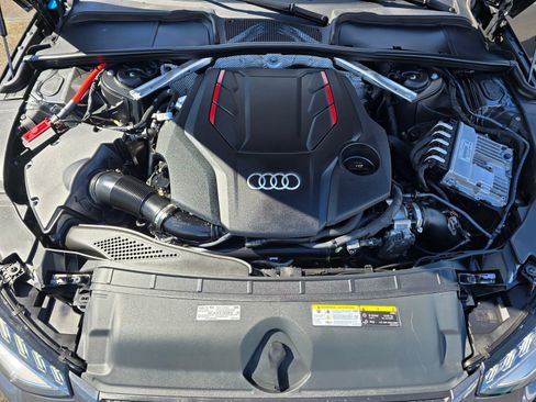 Used 2023 Audi S4 Premium Plus w/ Premium Plus Package AWD/4WD image 9