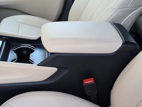 New 2025 Jeep Grand Cherokee L Limited w/ Trailer Tow Package image 9