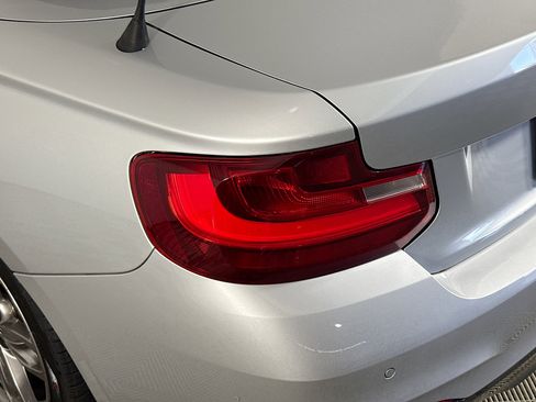 Used 2016 BMW M235i Convertible image 34