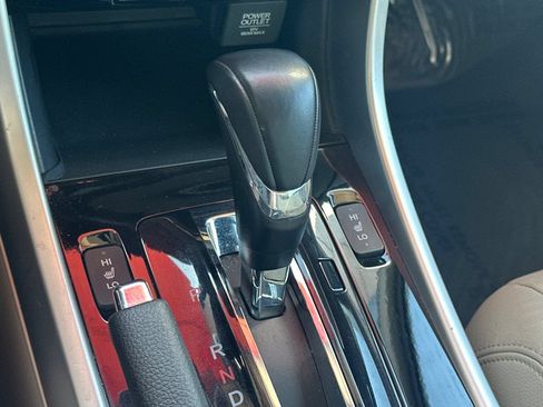 Used 2016 Honda Accord EX-L image 23