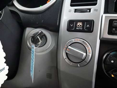 Used 2005 Toyota 4Runner SR5 image 9