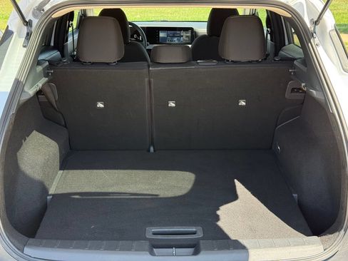Used 2025 Nissan Kicks SV FWD image 22