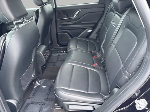 Used 2022 Lincoln Corsair Reserve image 8