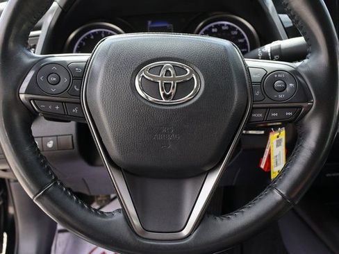 Used 2024 Toyota Camry SE image 28