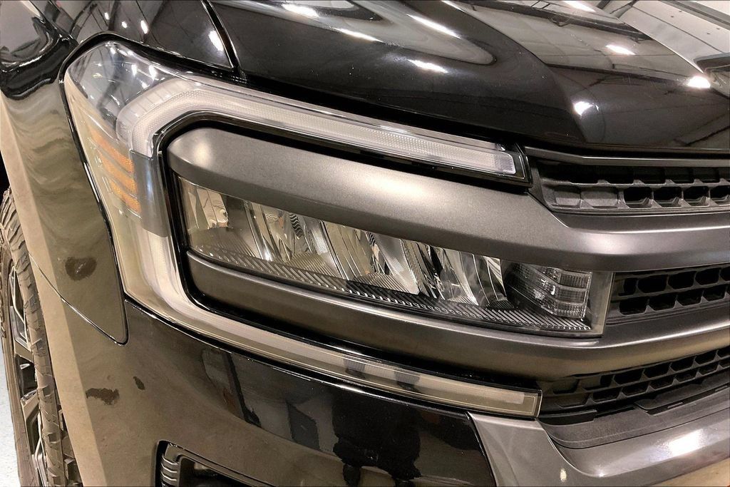 Used 2022 Ford Expedition Timberline w/ Equipment Group 501A AWD/4WD image 32