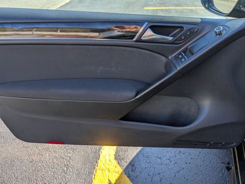 Used 2012 Volkswagen Golf 2-Door image 14