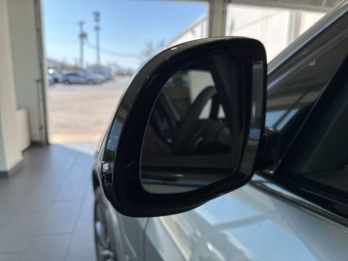 New 2026 BMW X5 xDrive50e w/ M Sport Package AWD/4WD image 13