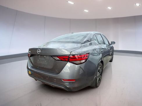 Used 2025 Nissan Sentra SV w/ All-Weather Package FWD image 4