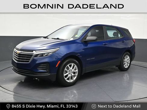 Used 2023 Chevrolet Equinox LS FWD image 1