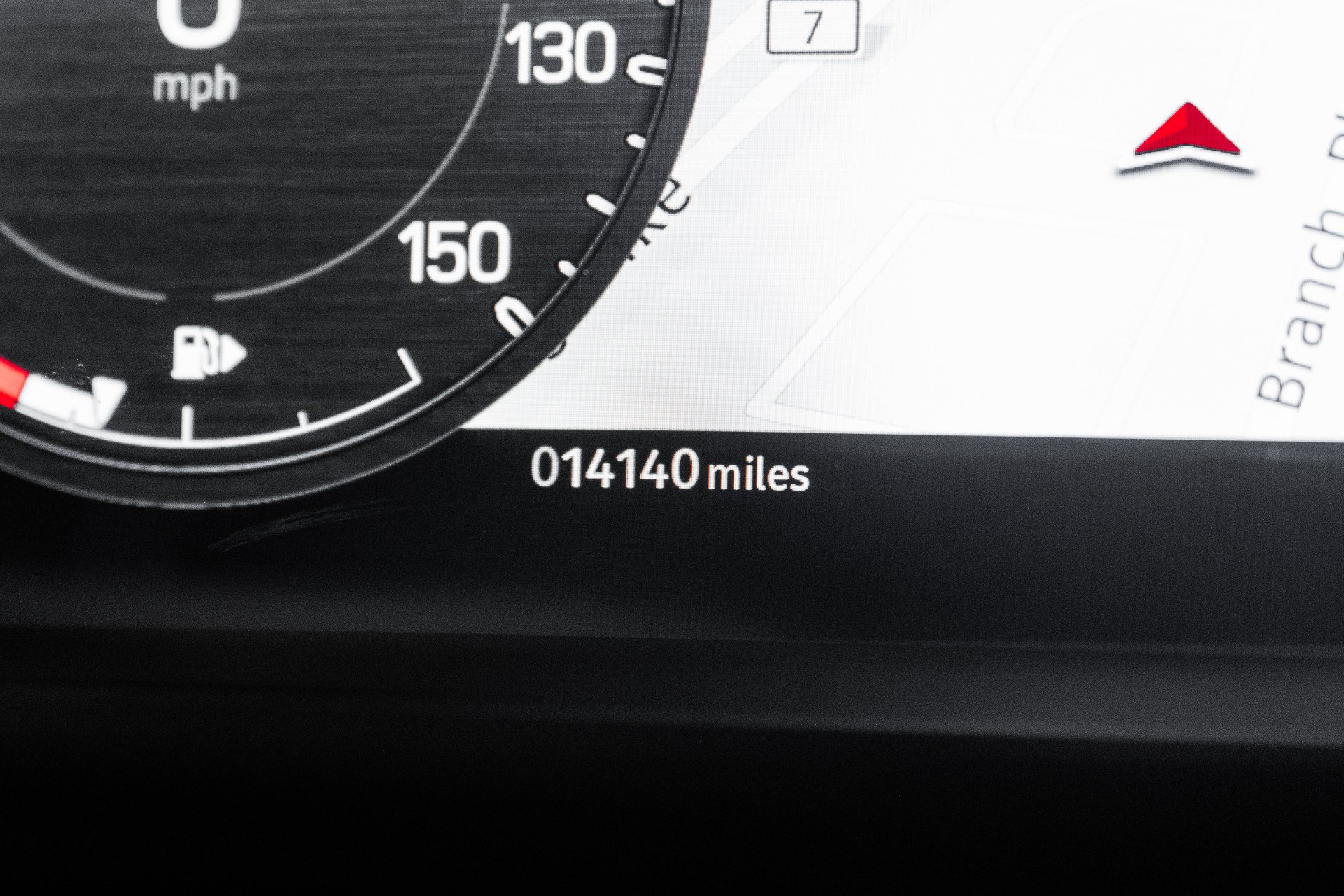 Used 2023 Land Rover Defender 130 SE AWD/4WD image 58