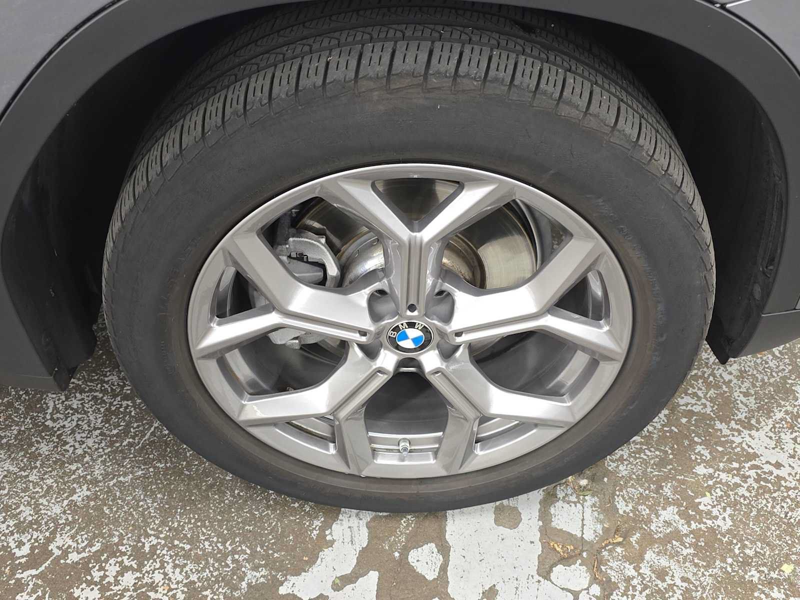 Used 2024 BMW X3 xDrive30i w/ Convenience Package w/ZPA AWD/4WD image 9