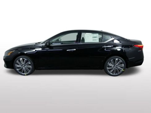 New 2025 Nissan Altima 2.5 SL image 6