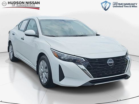 Used 2025 Nissan Sentra S FWD image 1